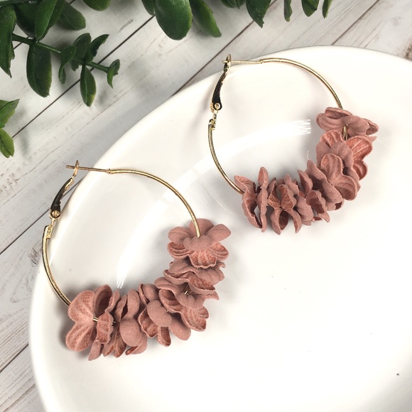 0 Jewelry - Dusty Pink Flower Petal Hoop Earrings